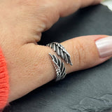 Anillo de Pluma Ajustable